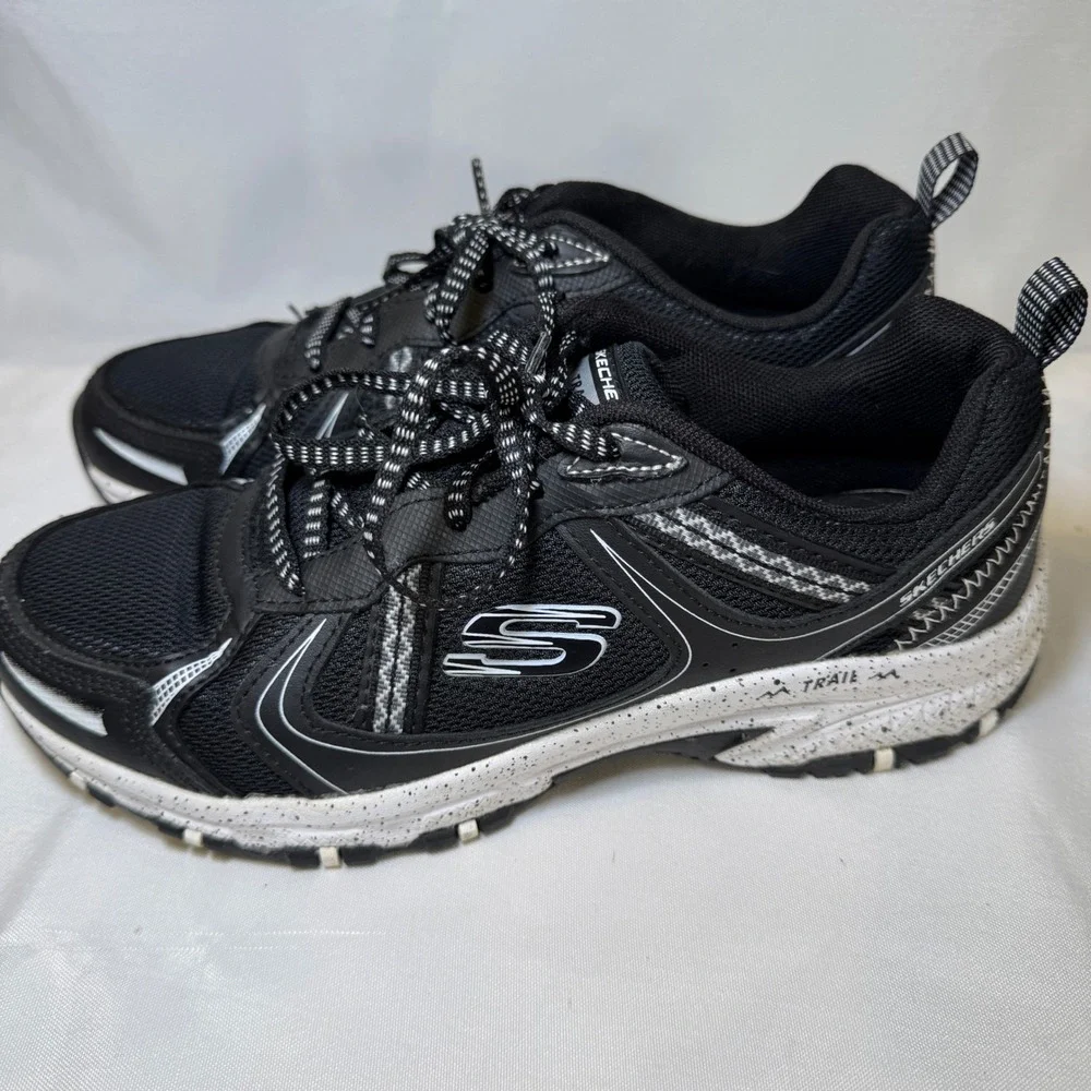 Skechers Hillcrest Pure Escapade Black White Trail Running Shoes 149820 Mens 8